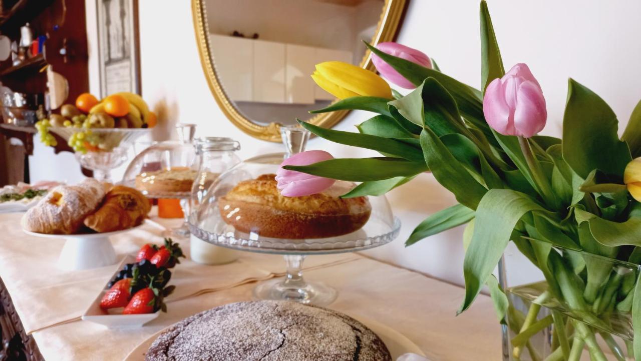 Domus Antiqua Bed & Breakfast Спело Екстериор снимка